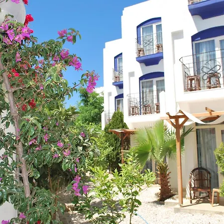 Otel Serpina (adults Only)