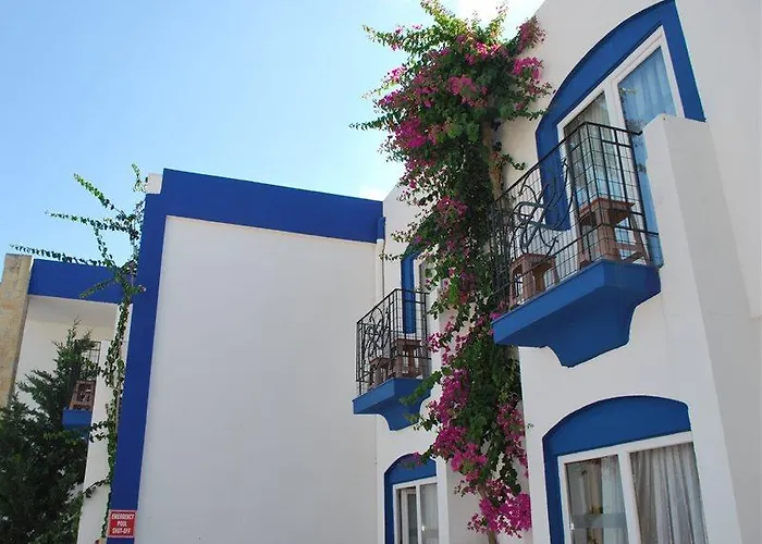 Serpina (adults Only) Otel 3*