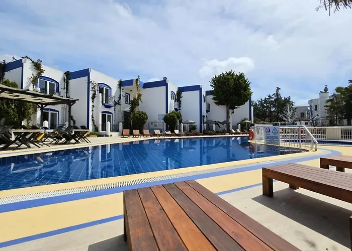 Serpina (adults Only) Otel 3*