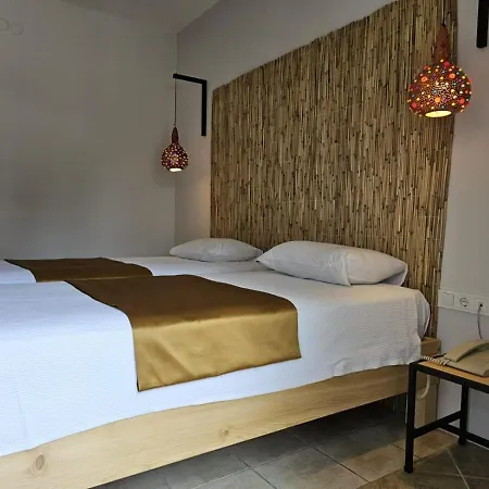 Serpina (adults Only) 3*