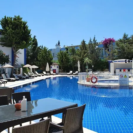 Serpina (adults Only) Hotel 3*