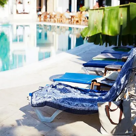 Serpina (adults Only) 3*