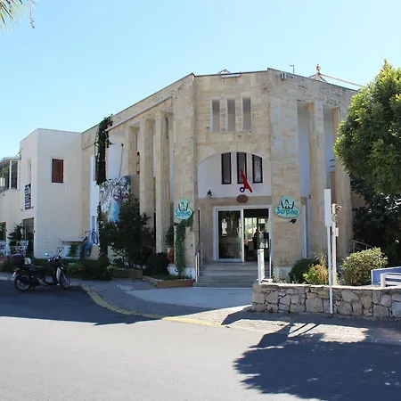 Serpina (adults Only) 3*