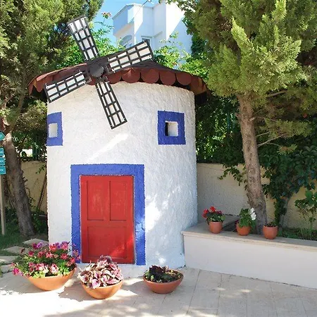 Ξενοδοχείο Serpina (adults Only)