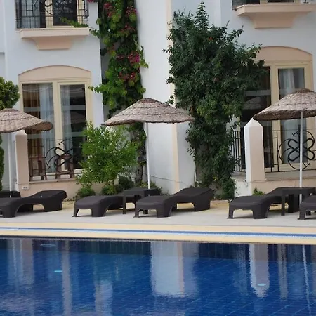 Serpina (adults Only) Otel 3*