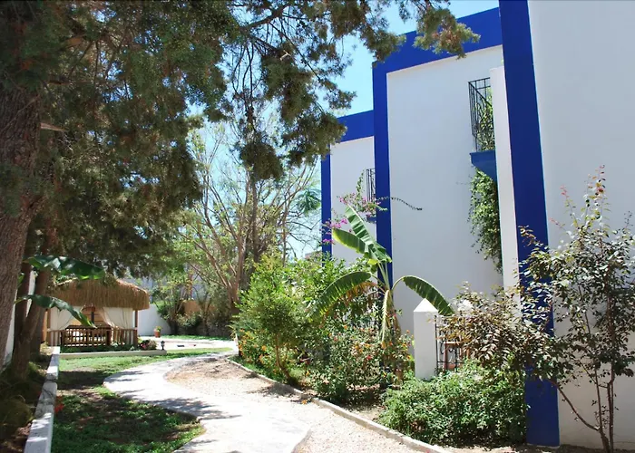 Serpina (adults Only) Otel 3*